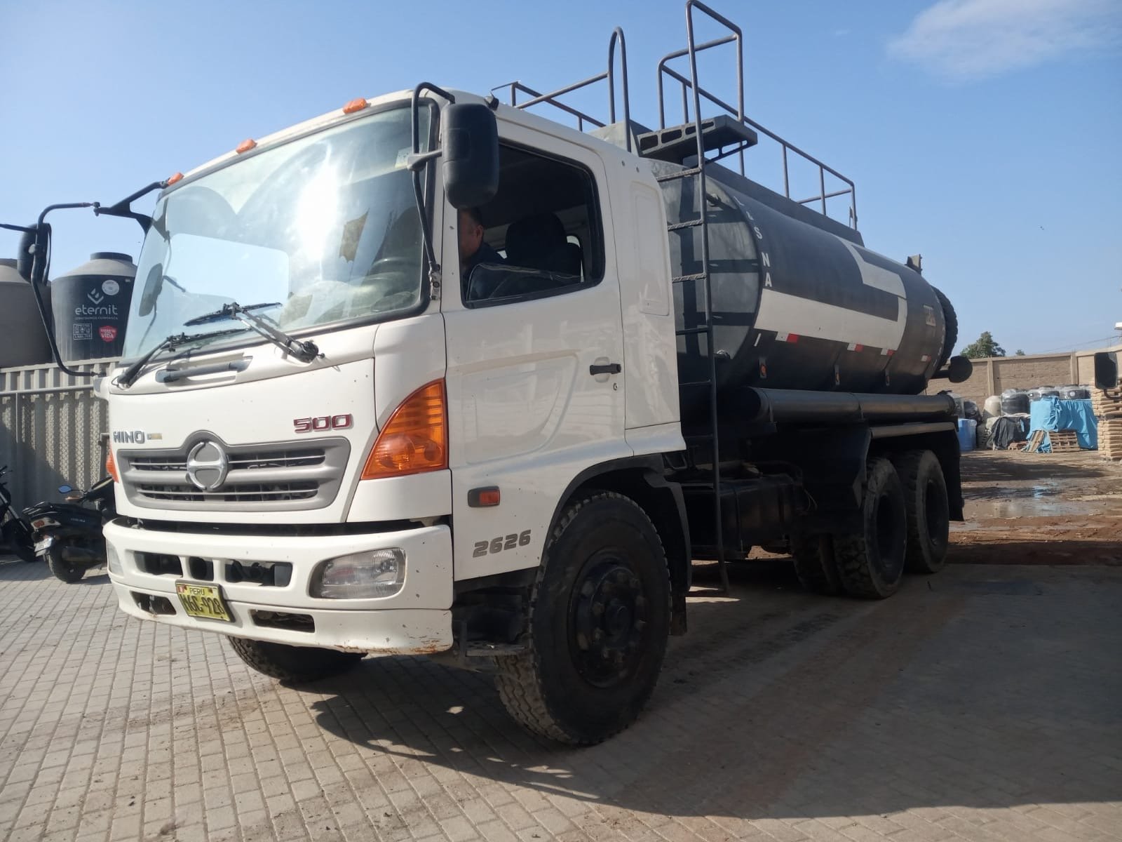 CISTERNA 4000 GL HINO 500